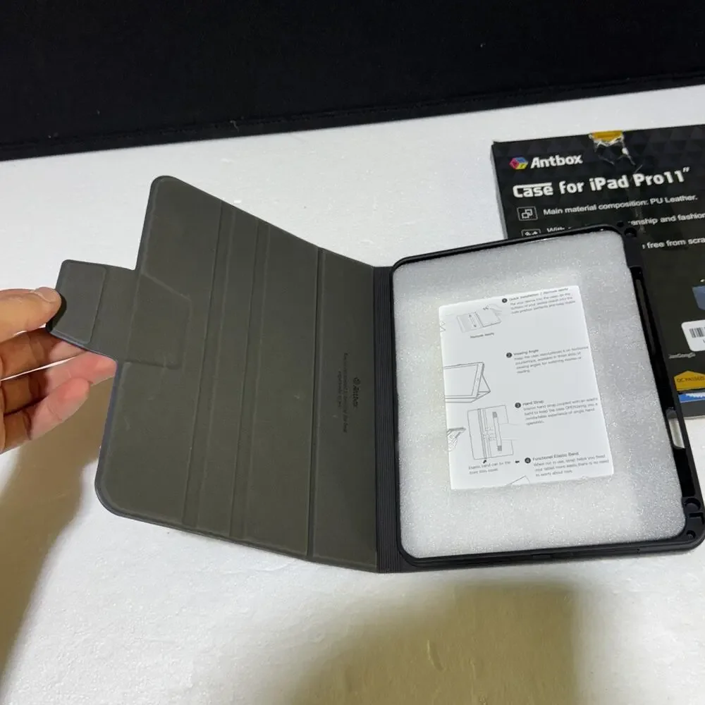 & Other Stories antbox case